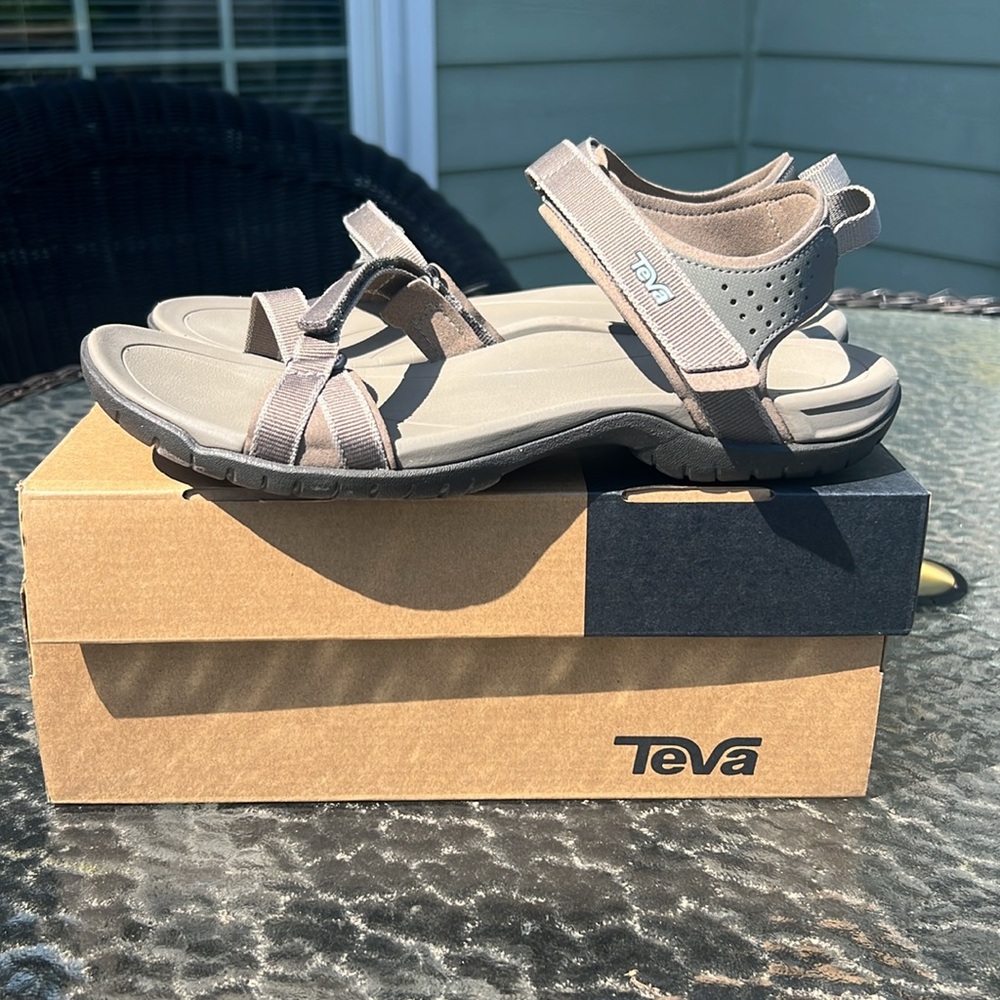 Teva women’s W Verra size 10